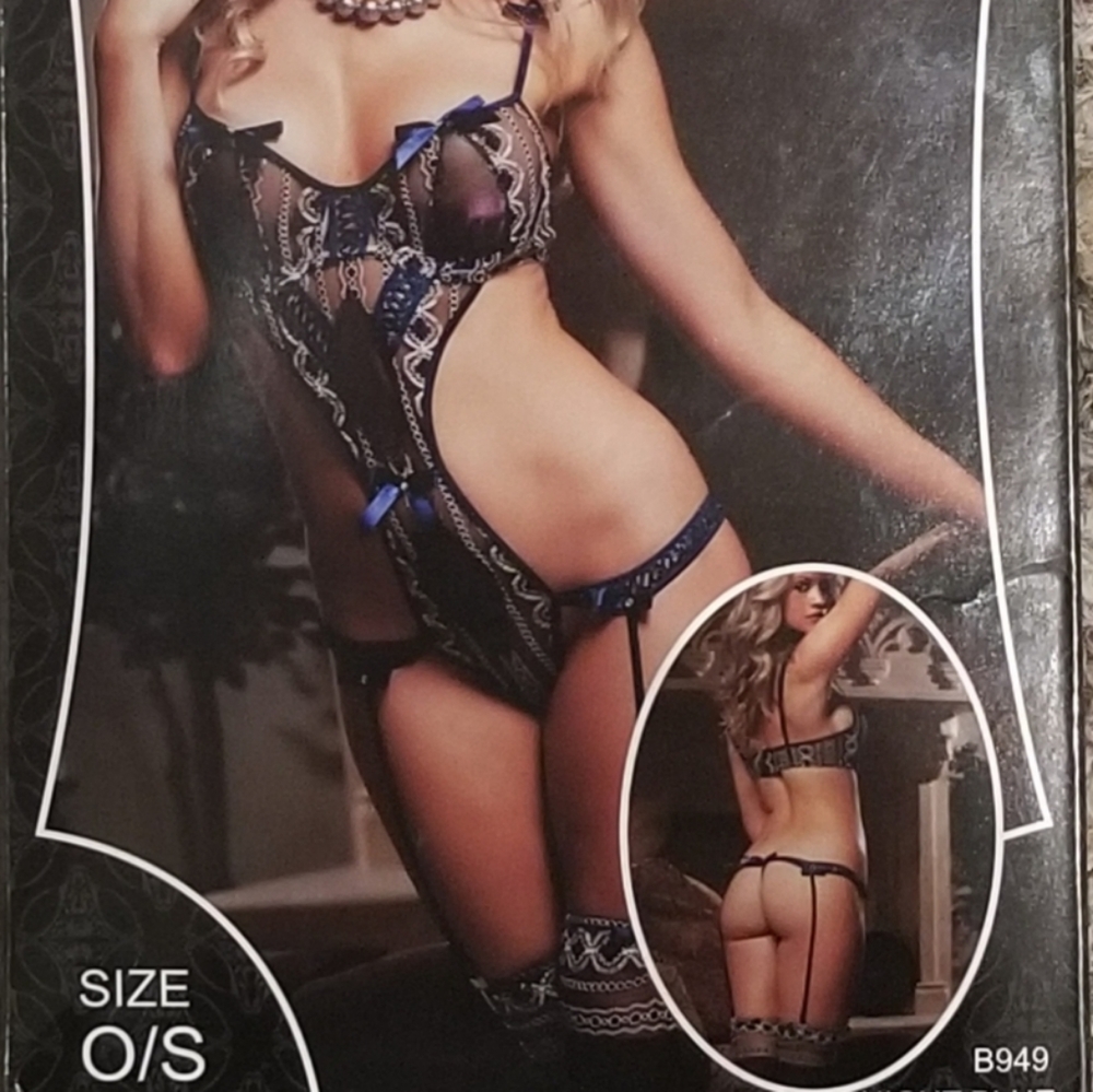 NWT 2PC Scrumptious Teddy & Stockings By G World Intimates